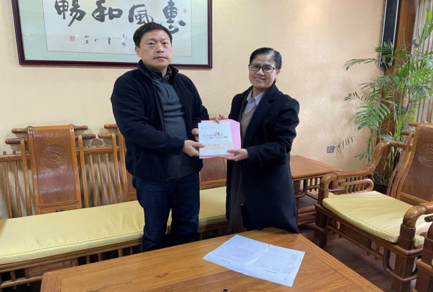 1670979361194543.jpg 01 廖宏兵副总经理到黄凯琳同志家中开展廉政家访.jpg