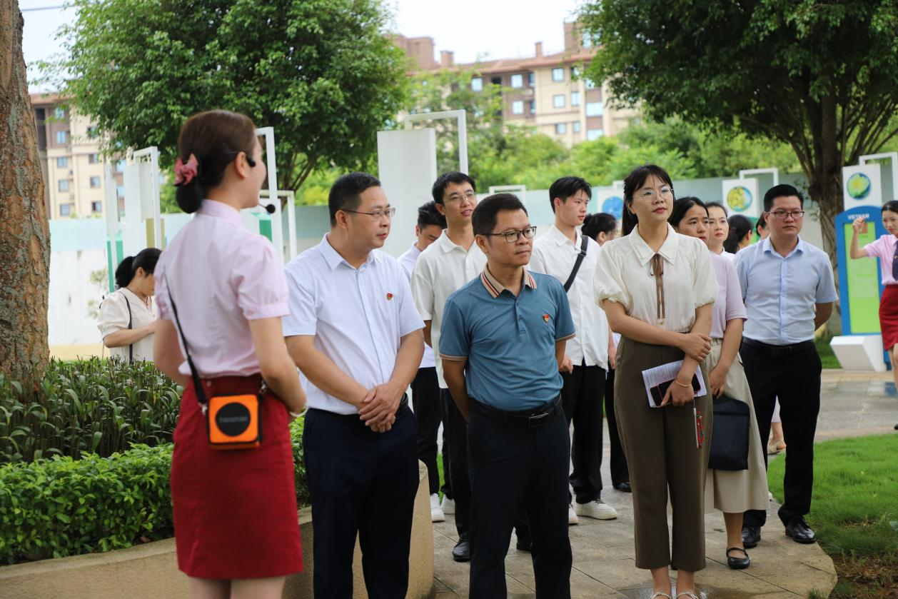 1724721493975128.png 图片1.png